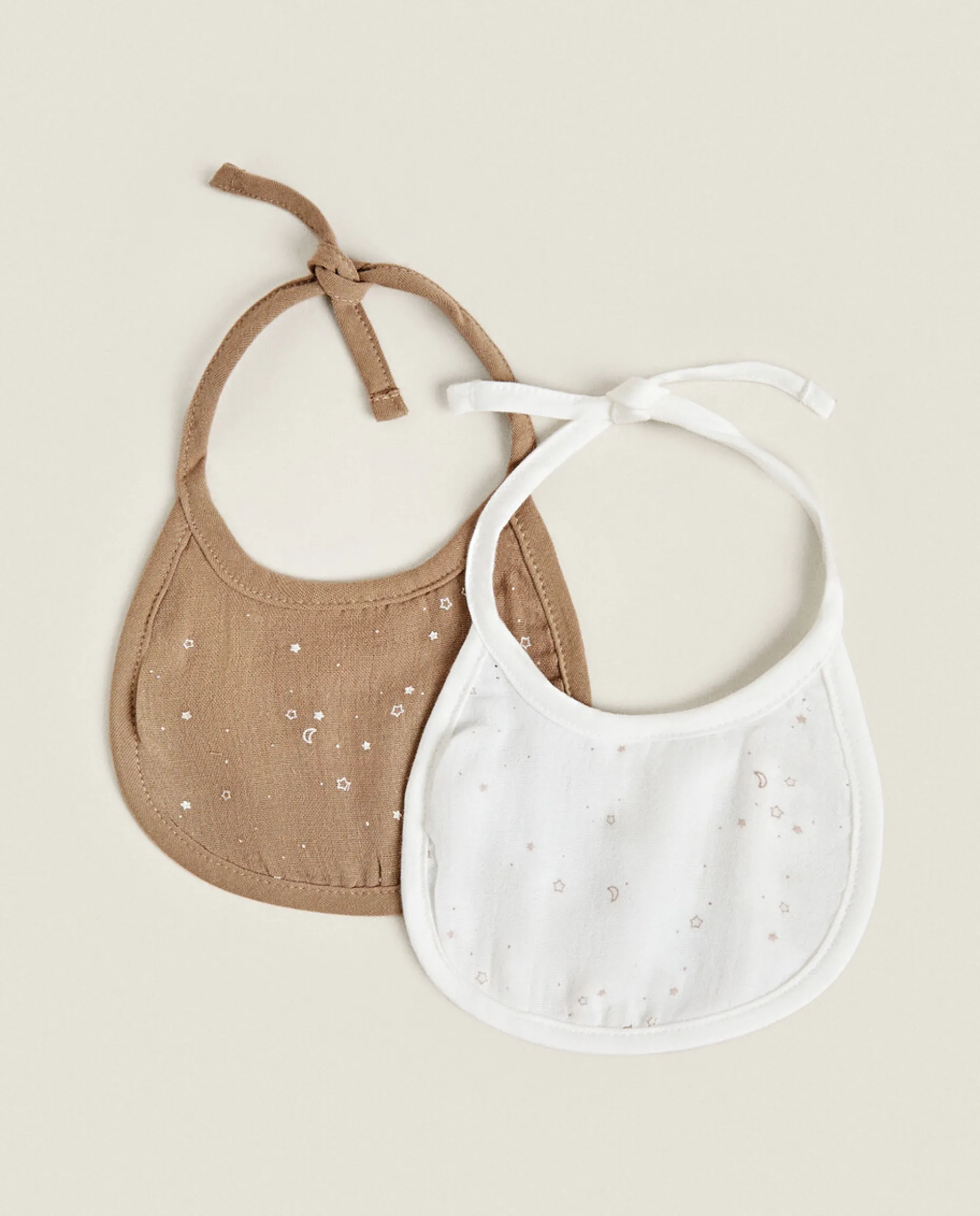 Star Print Muslin Bibs (Set Of 2)