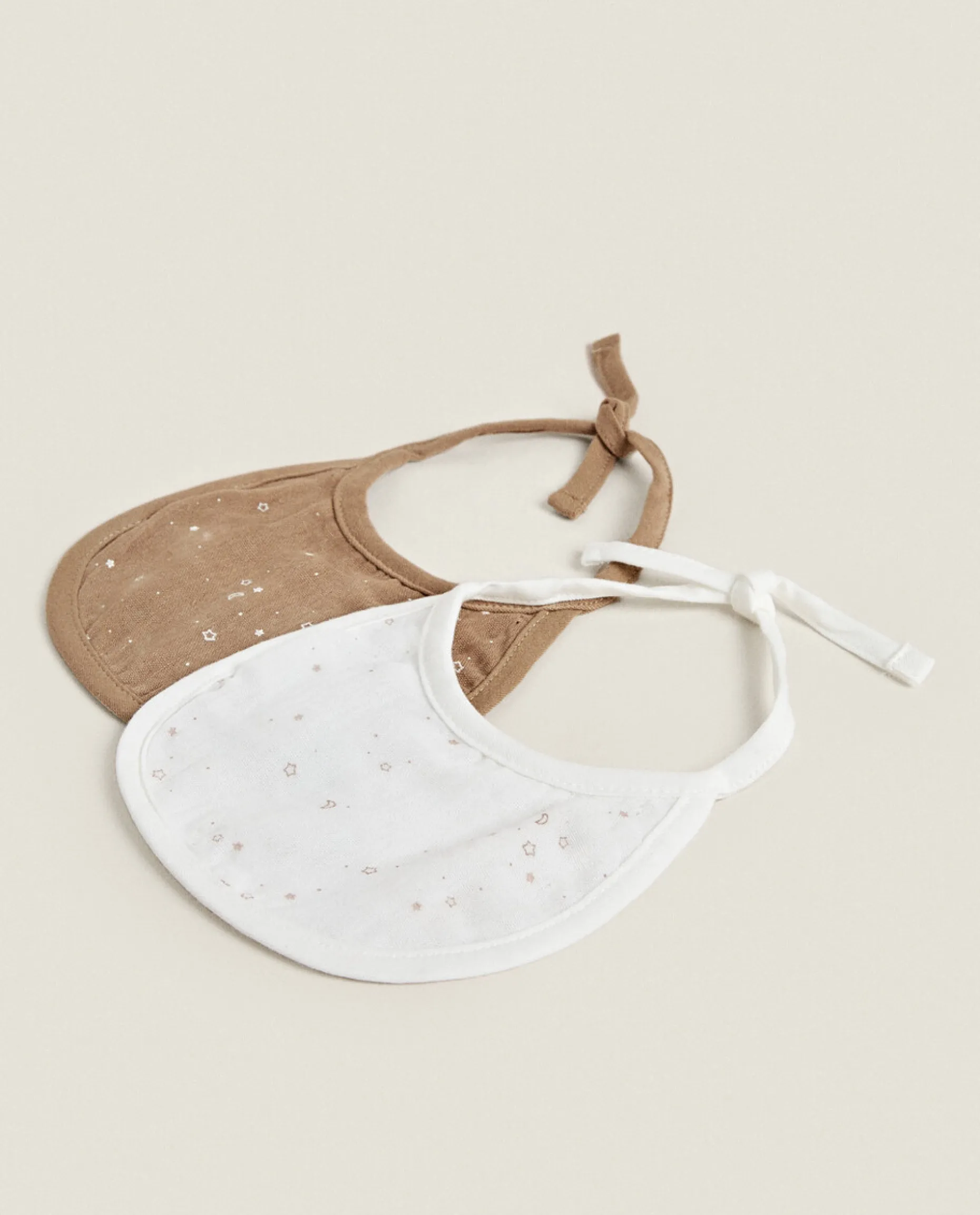 Star Print Muslin Bibs (Set Of 2)