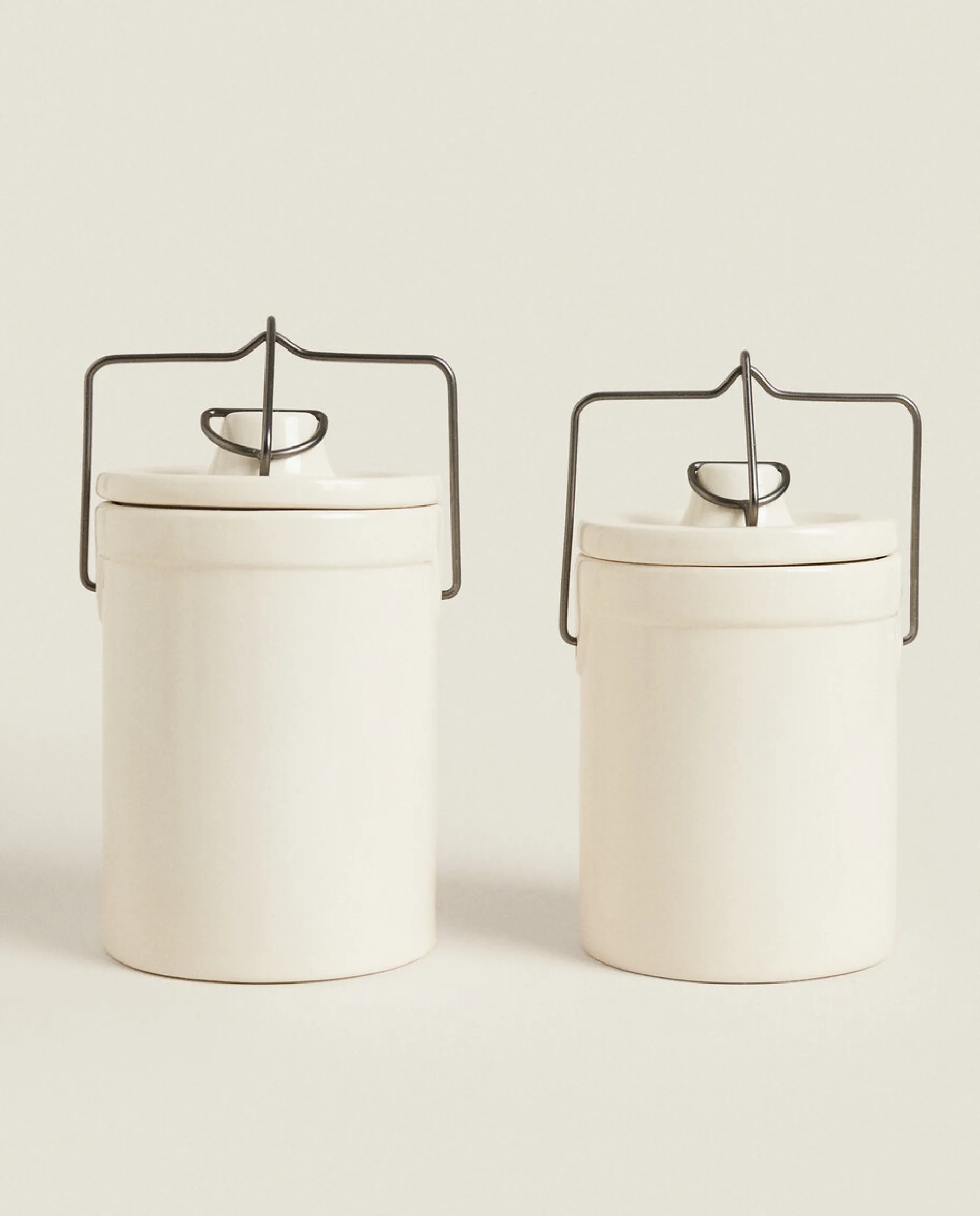 Stoneware Cylindrical Jar