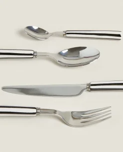 Striped Flatware Set (4 Pieces)