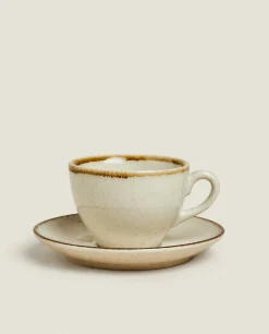 Teacup With Rim Detail