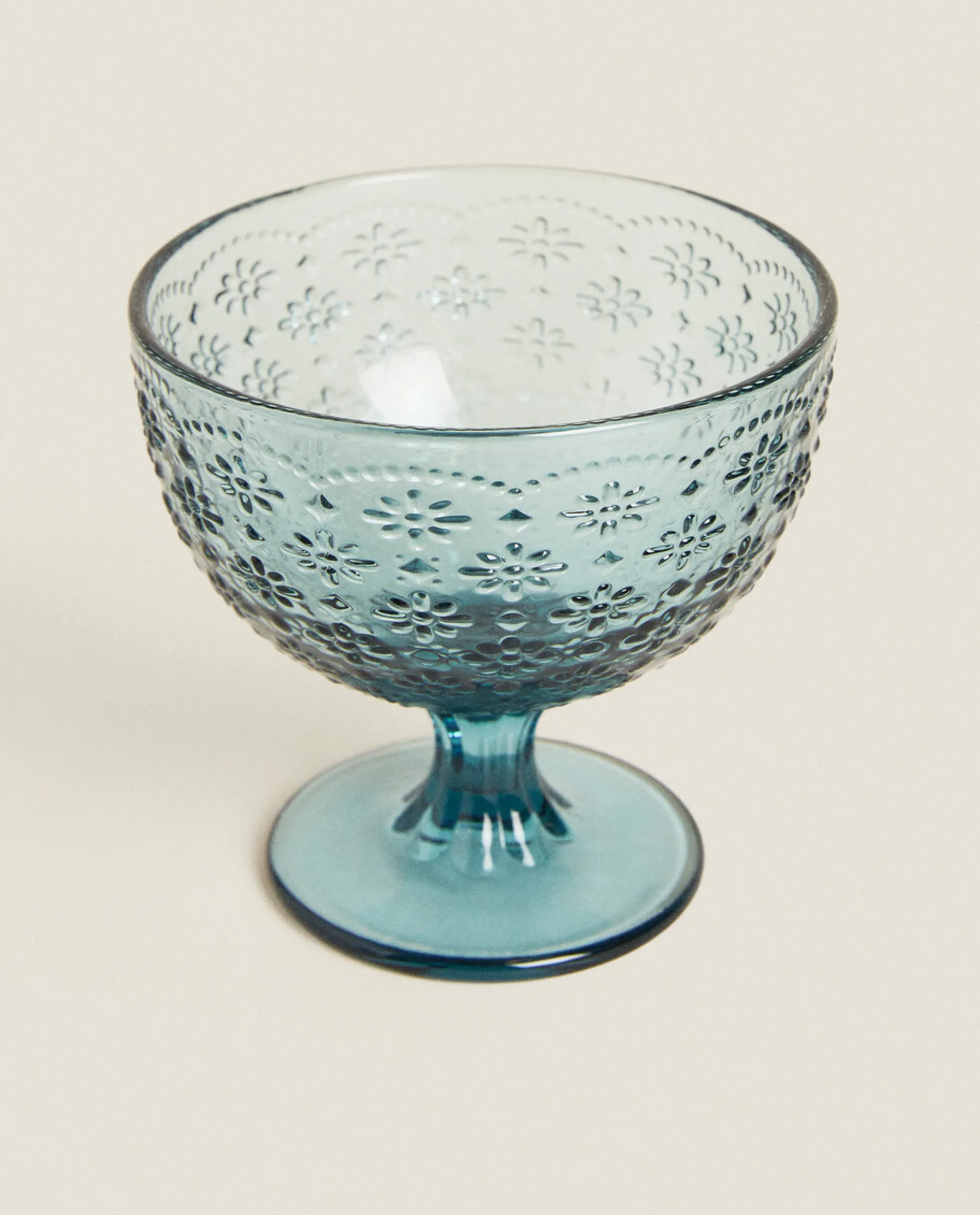 Textured Floral Design Ice-Cream Cup