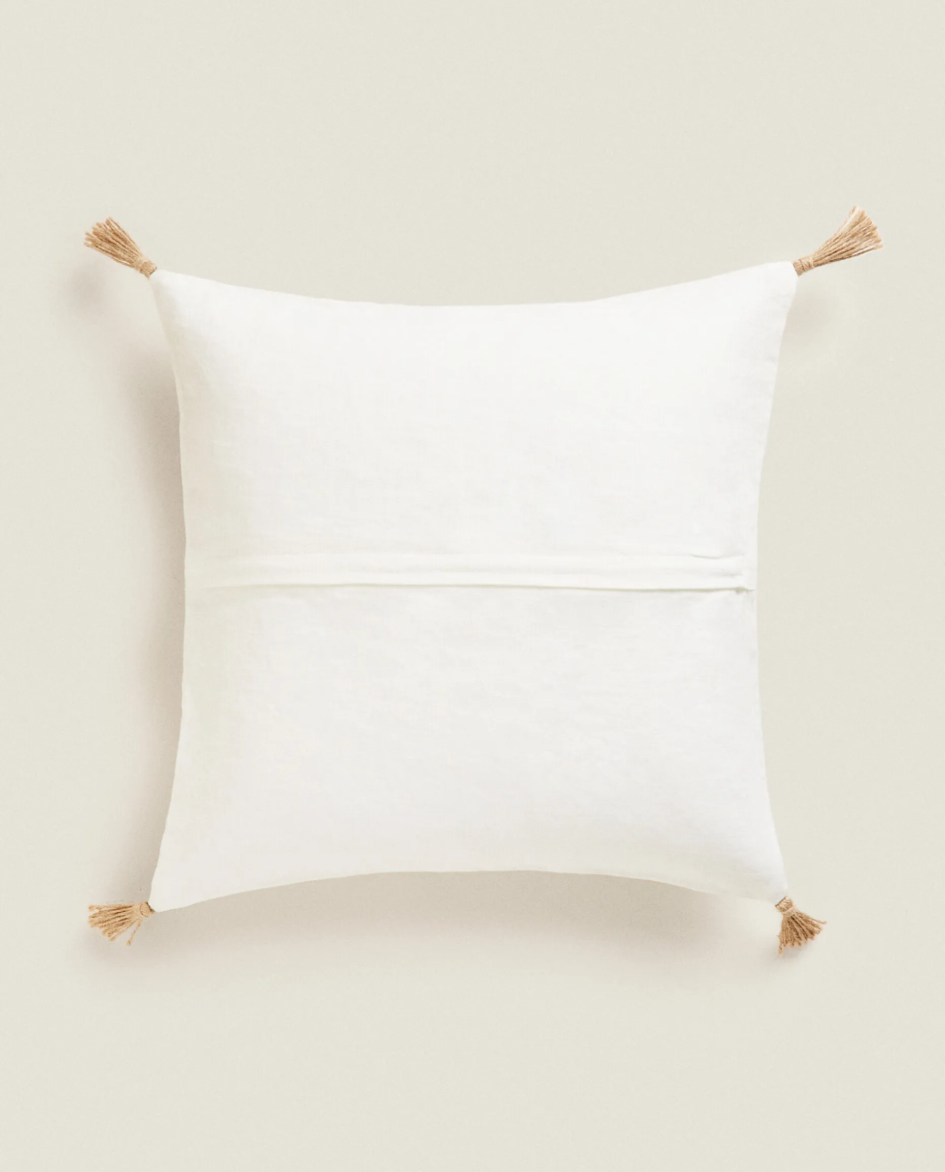 Throw Pillow Cover With Jute Tassels