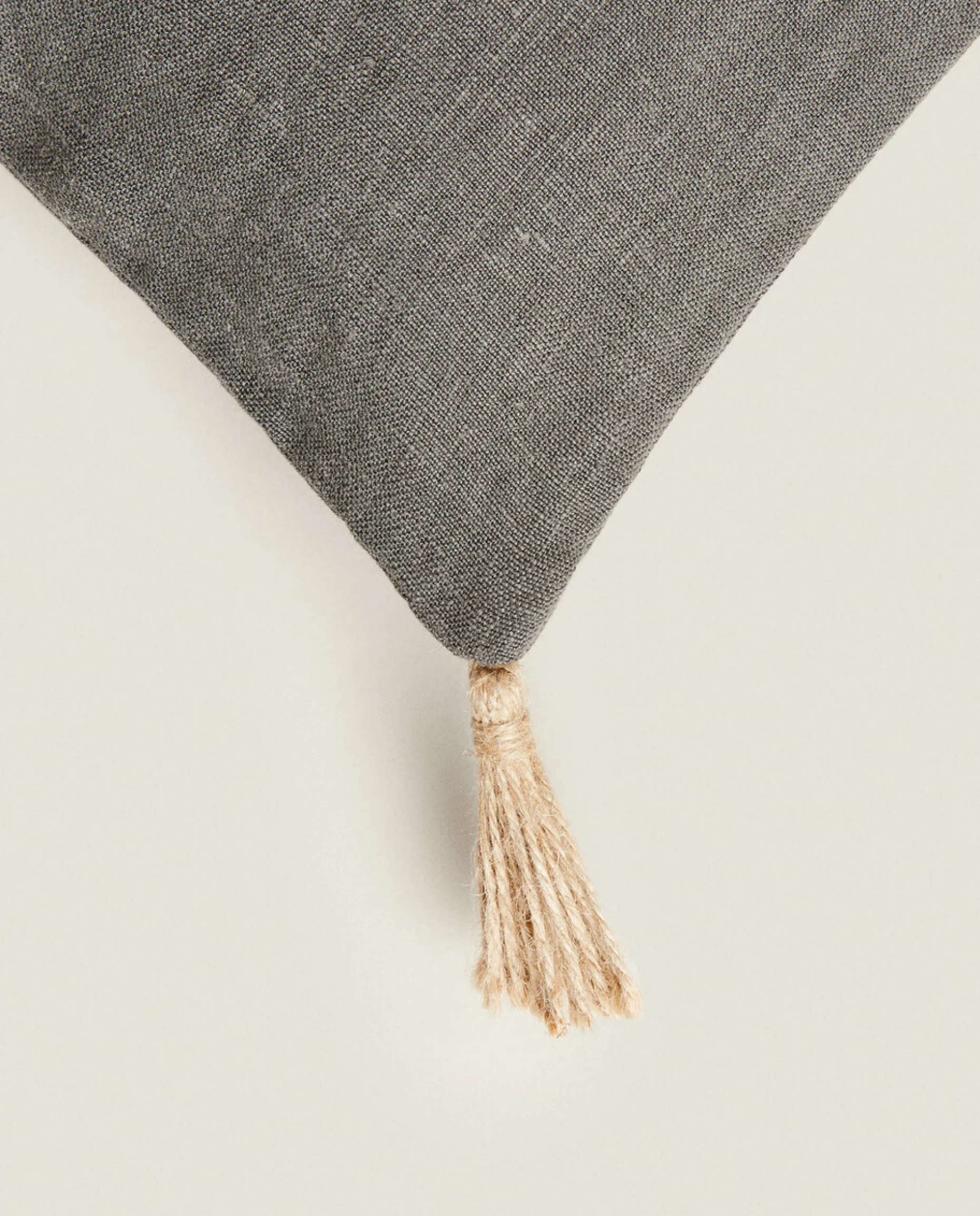 Throw Pillow Cover With Jute Tassels