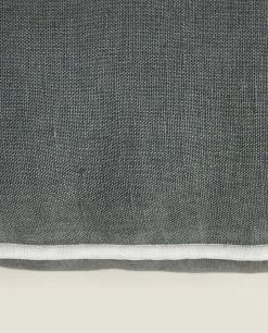 Throw Pillow Cover With Overlocking