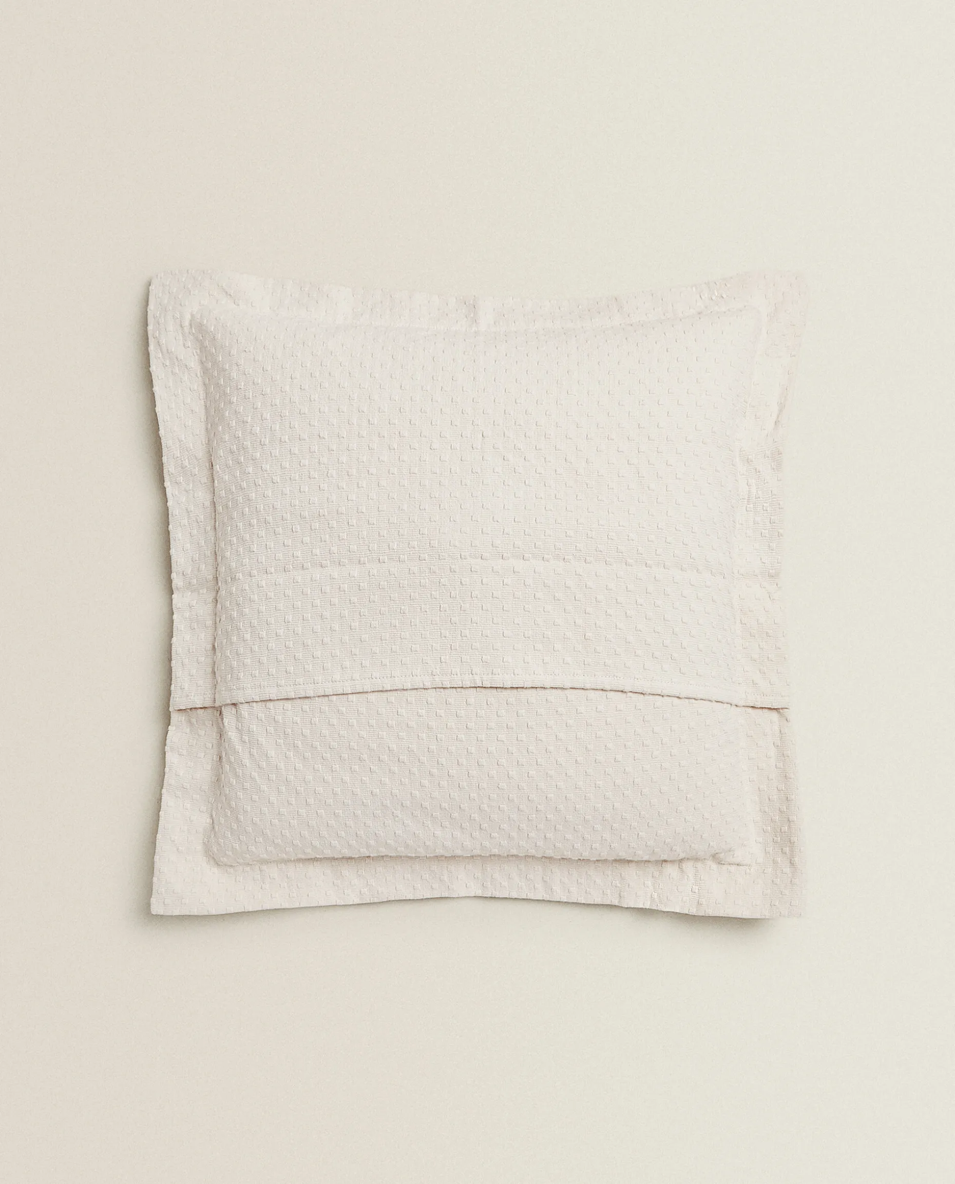 Throw Pillow Cover With Polka Dot Design