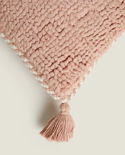 Throw Pillow Cover With Tassels