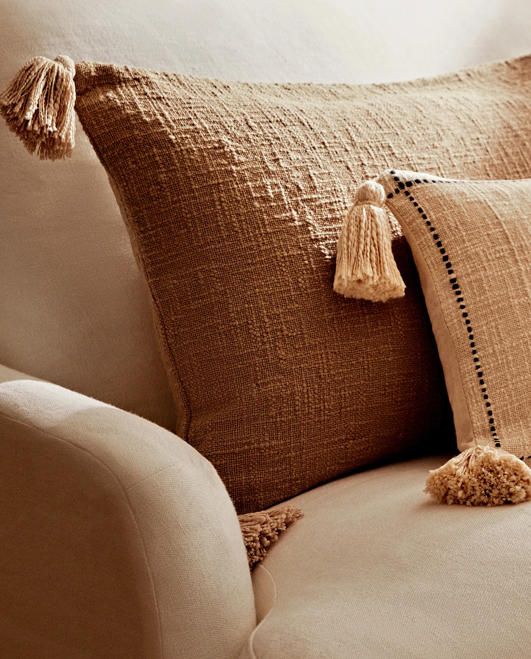 Throw Pillow Cover With Tassels