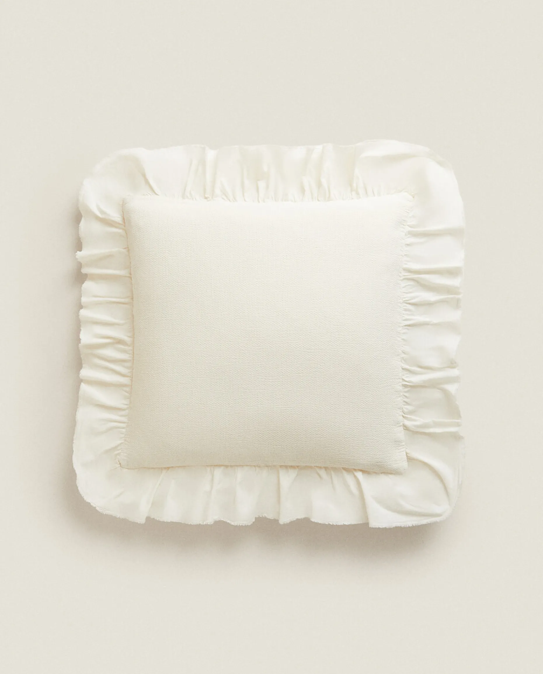 Throw Pillow With Ruffle Trim