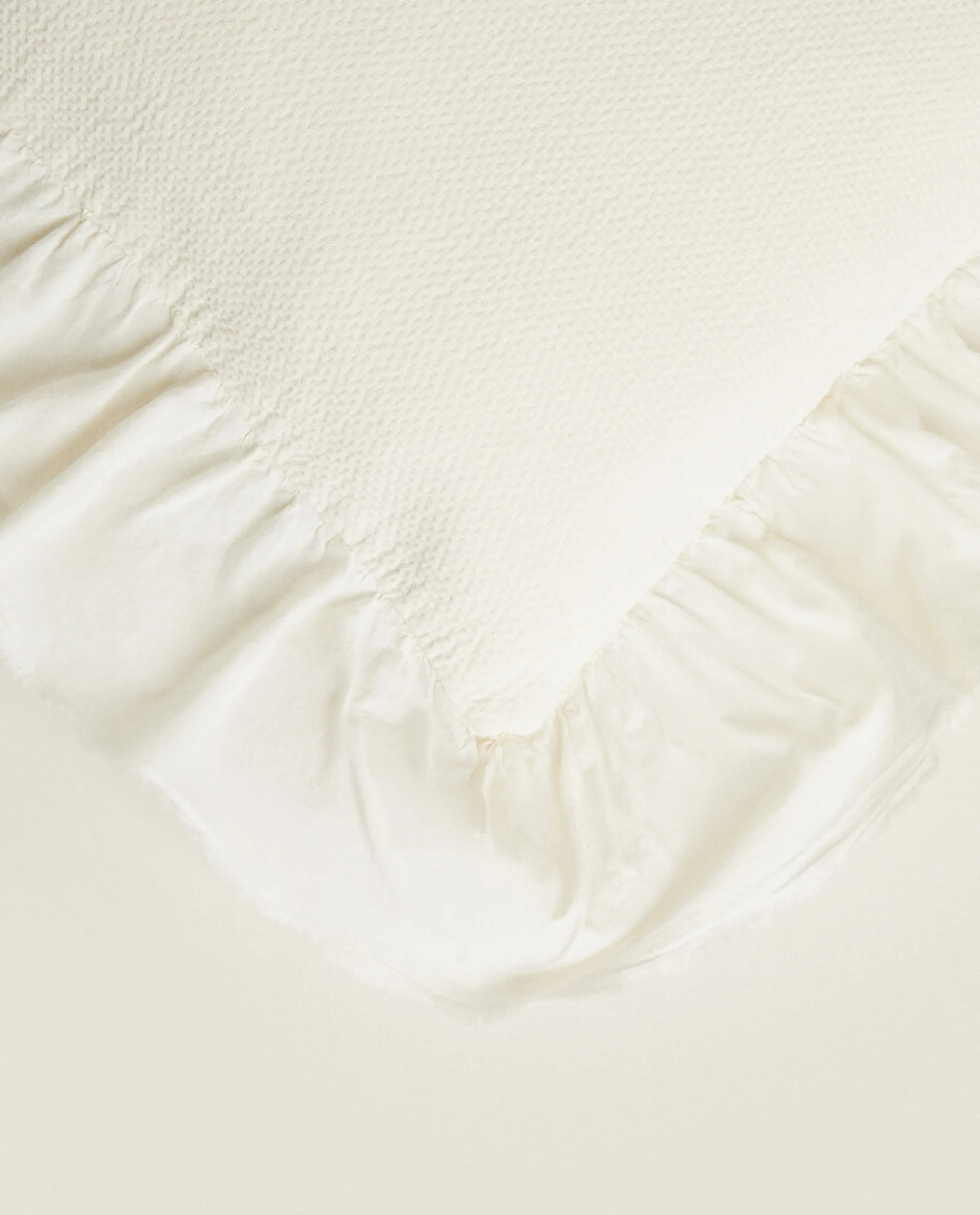Throw Pillow With Ruffle Trim