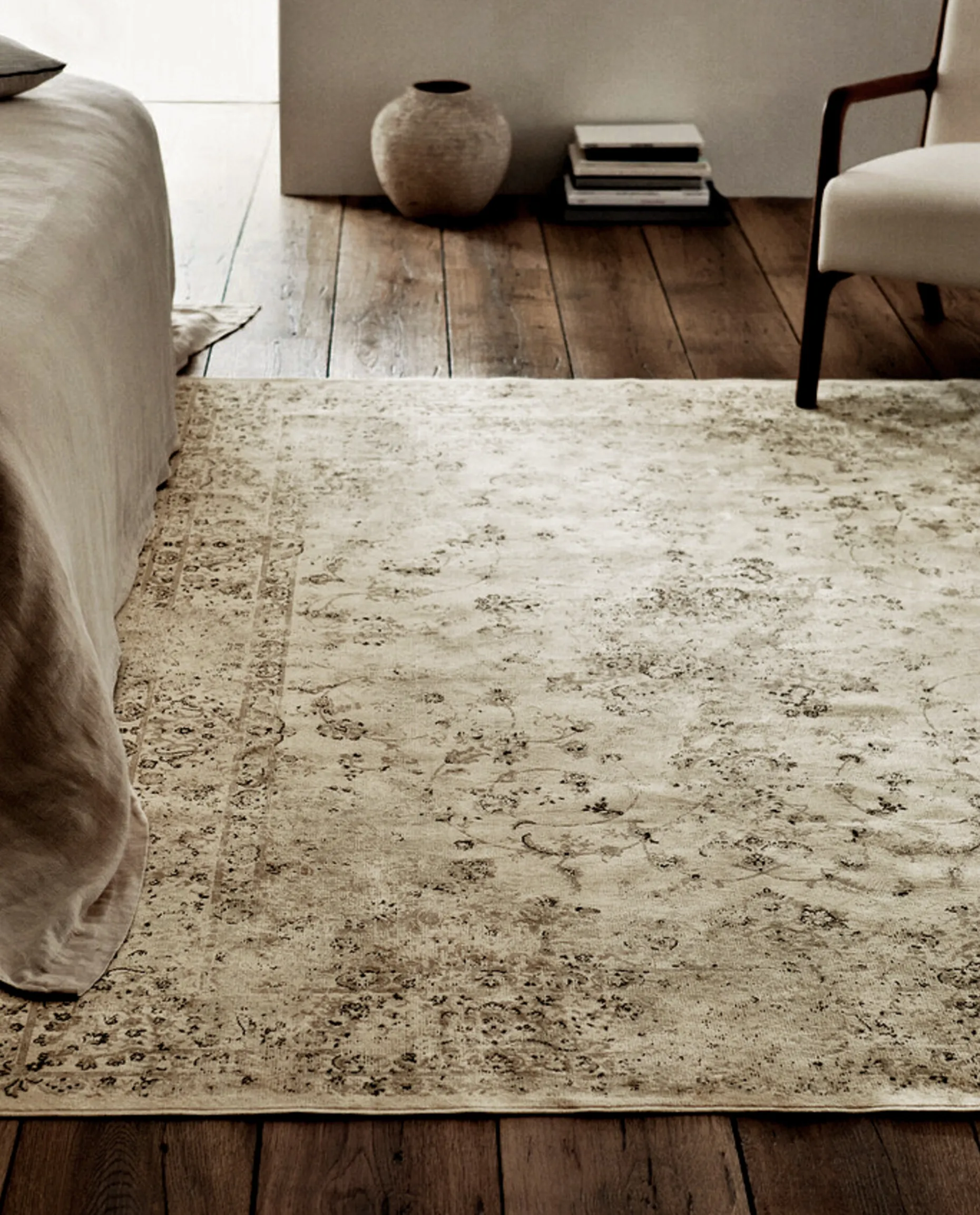 Vintage-Effect Rug
