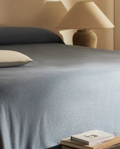 Waffle Texture Cotton Bedspread