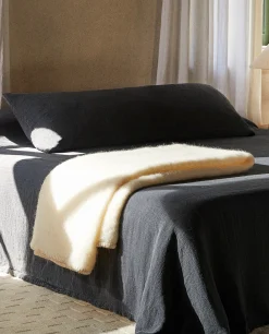 Washed Linen Bedspread (400 Gsm)