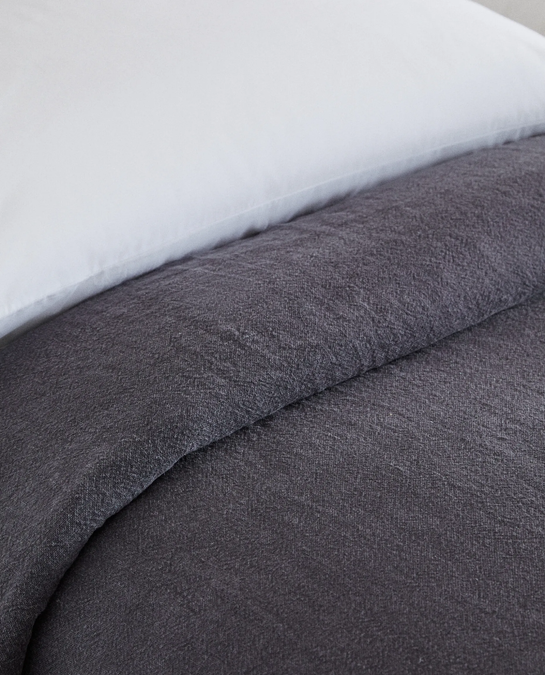 Washed Linen Bedspread (400 Gsm)