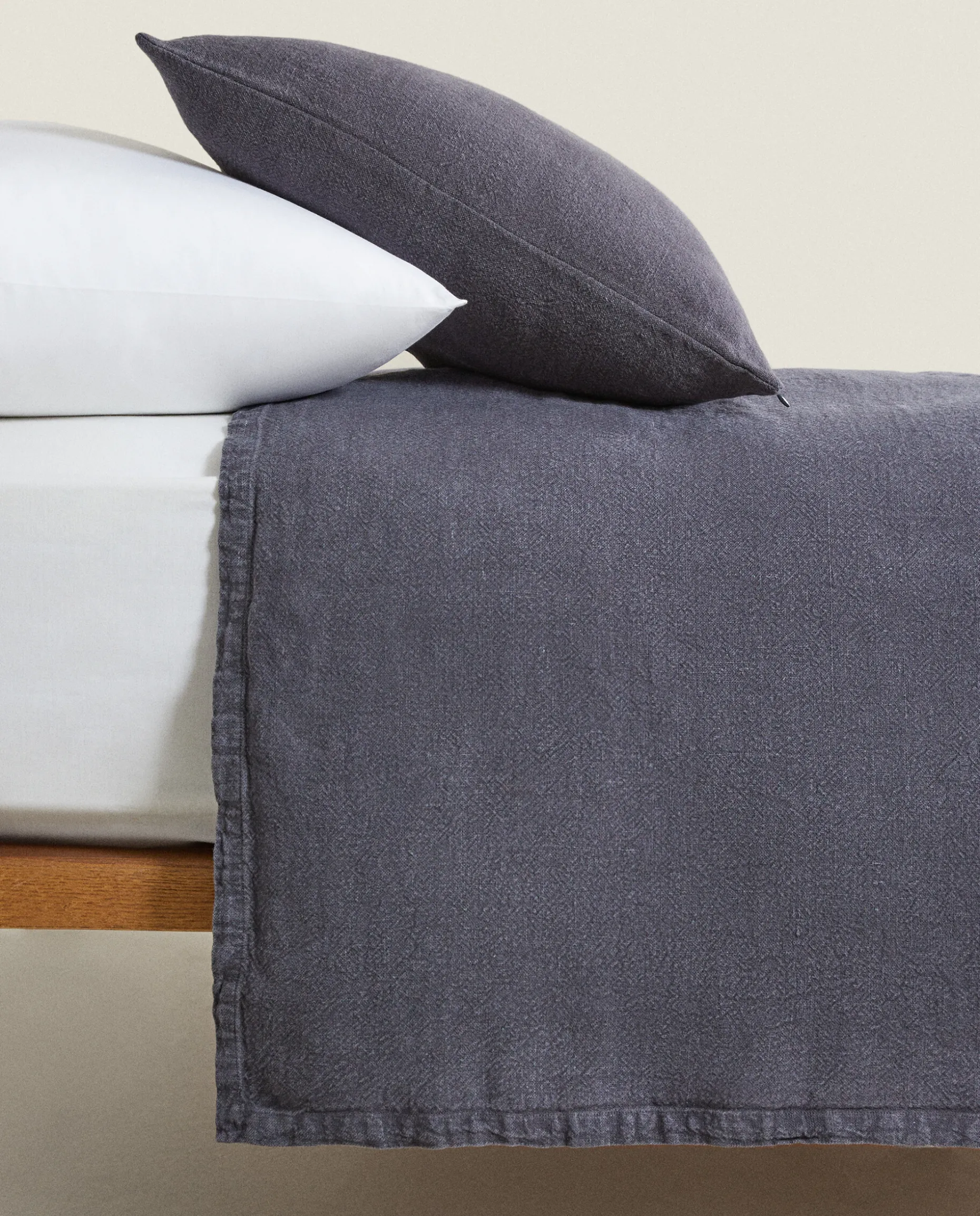 Washed Linen Bedspread (400 Gsm)