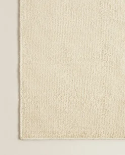 Wavy Woolen Rug