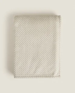 Weave Textured Fleece Blanket