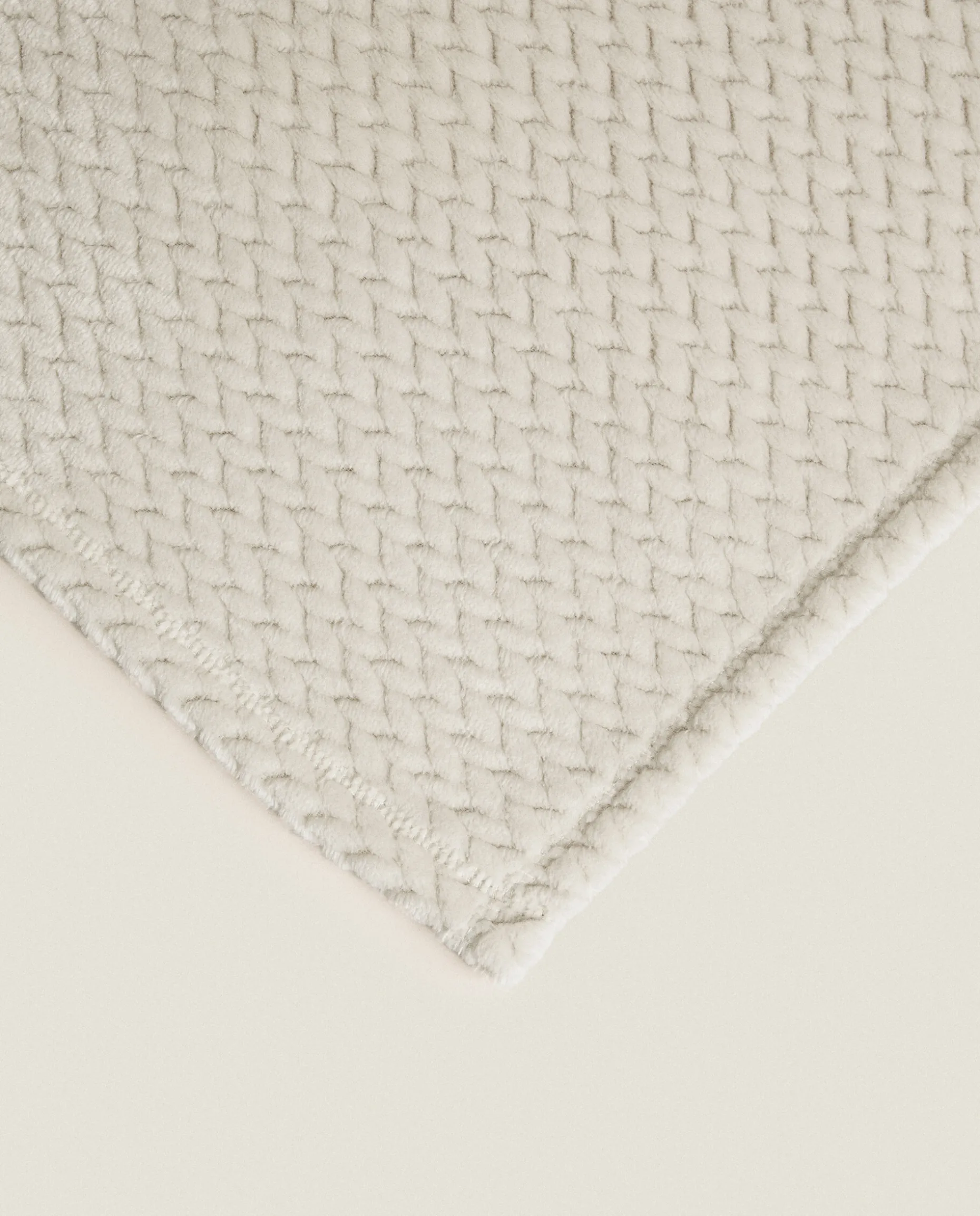 Weave Textured Fleece Blanket
